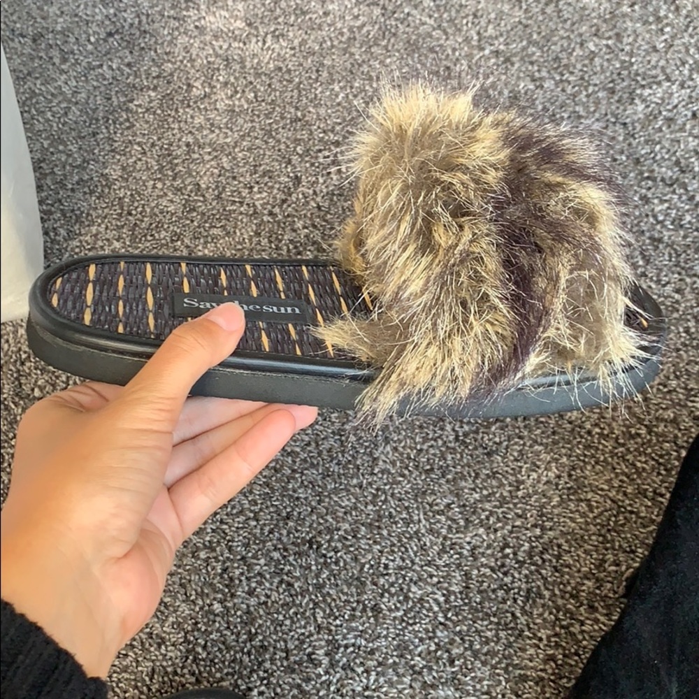Sandals - Picture 3 of 3